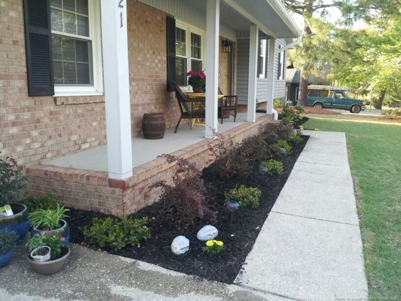 6221 Stoney Point Loop, Fayetteville, NC 28306