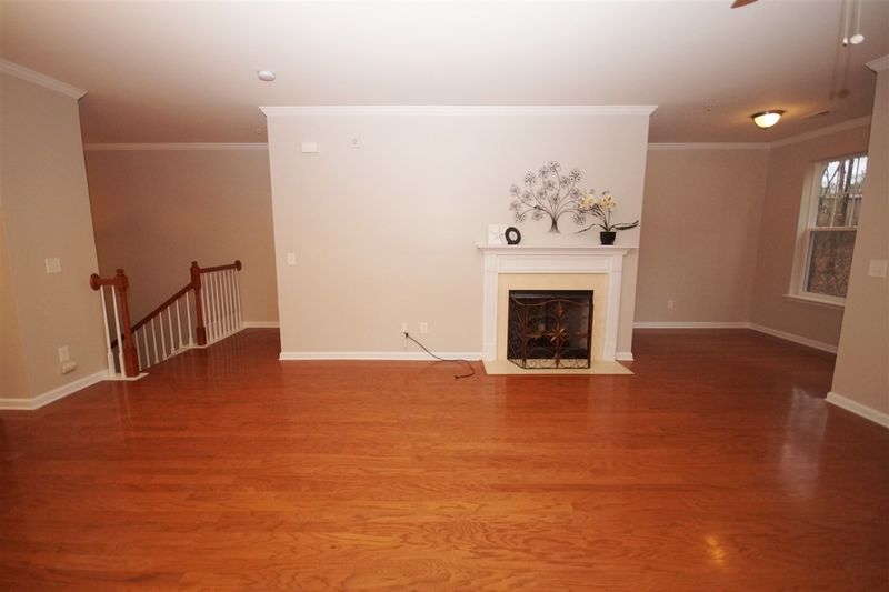 6222 Braidwood Ct, Raleigh, NC 27612