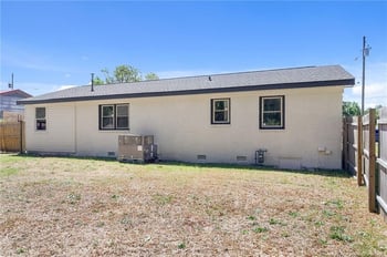 6222 Timberland Dr, Fayetteville, NC 28314