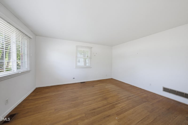 6225 Creedmoor Rd, Raleigh, NC 27612