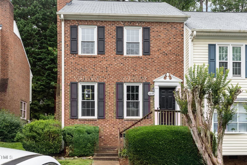 6225 Waterside Ln, Raleigh, NC 27613