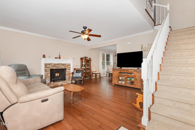 6225 Waterside Ln, Raleigh, NC 27613