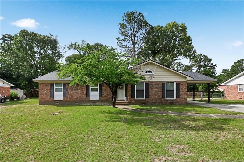 6228 Milford Rd, Fayetteville, NC 28303