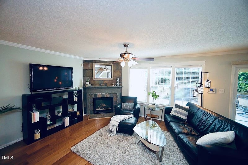 6229 Saybrooke Dr, Raleigh, NC 27604