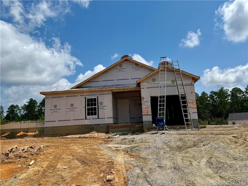 623 Blossom Trl, Lillington, NC 27546