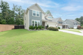 623 Heartpine Dr, Mebane, NC 27302