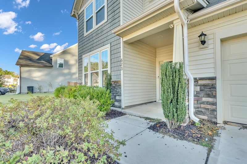 623 Heartpine Dr, Mebane, NC 27302