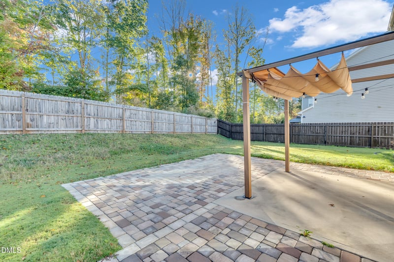623 Heartpine Dr, Mebane, NC 27302