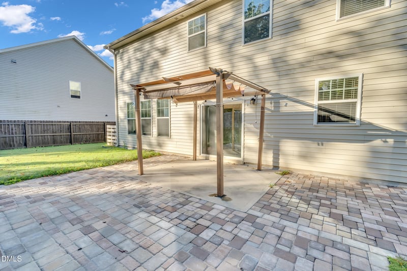 623 Heartpine Dr, Mebane, NC 27302