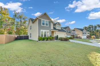 623 Heartpine Dr, Mebane, NC 27302