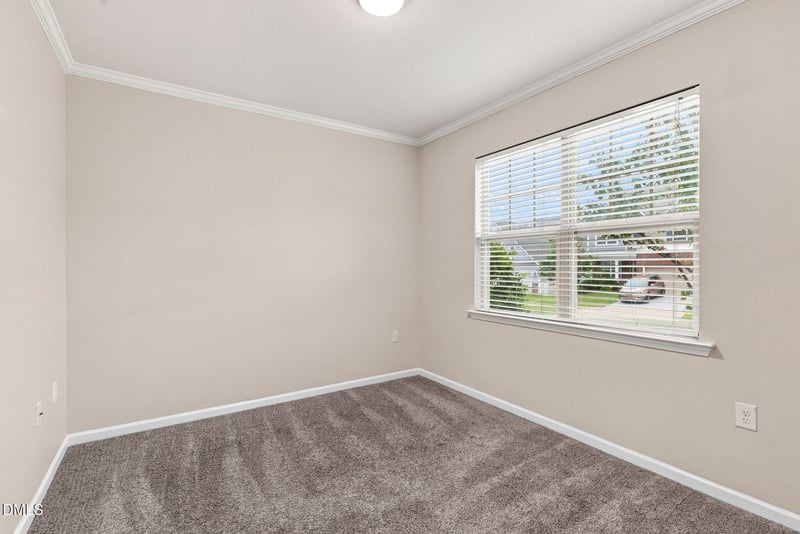623 Hiddenbrook Dr, Durham, NC 27703