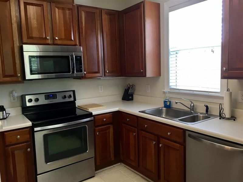 623 Ives Ct #623, Chapel Hill, NC 27514