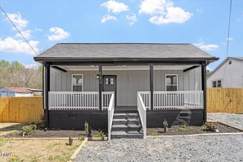 623 Raleigh Rd, Oxford, NC 27565