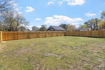 623 Raleigh Rd, Oxford, NC 27565