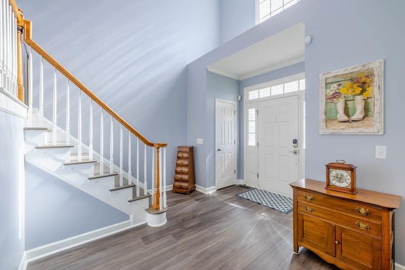 623 Red Cedar Cir, Durham, NC 27712