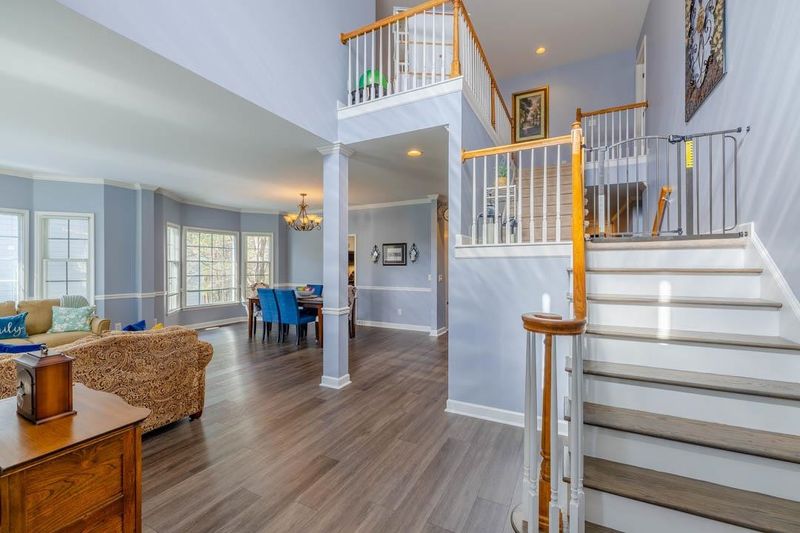 623 Red Cedar Cir, Durham, NC 27712