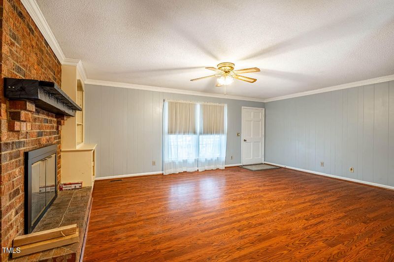 623 Rolling Rd, Haw River, NC 27258