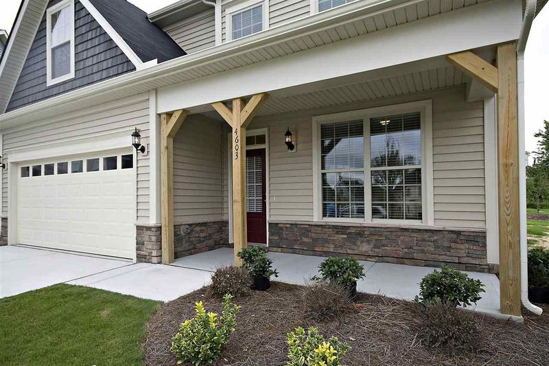 623 Silk Tree Tc, Fuquay Varina, NC 27526