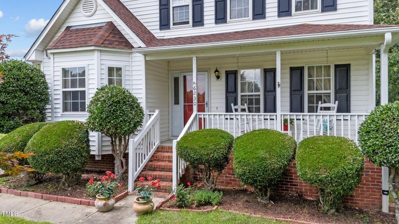 6230 Walnut Glen Dr, Willow Springs, NC 27592