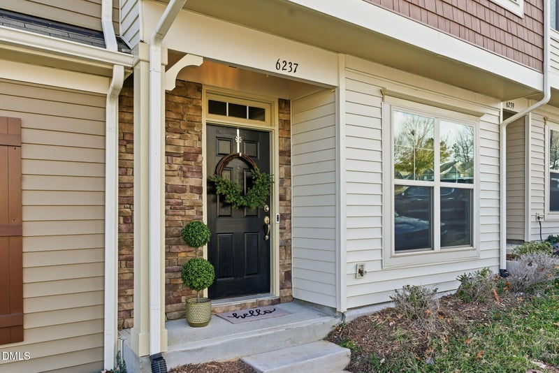 6237 Pesta Ct, Raleigh, NC 27612