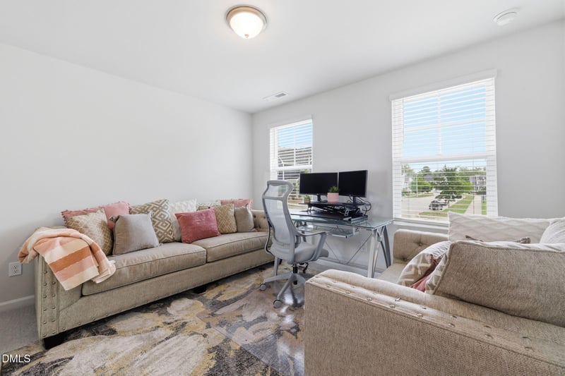 6237 Truxton Ln, Raleigh, NC 27616