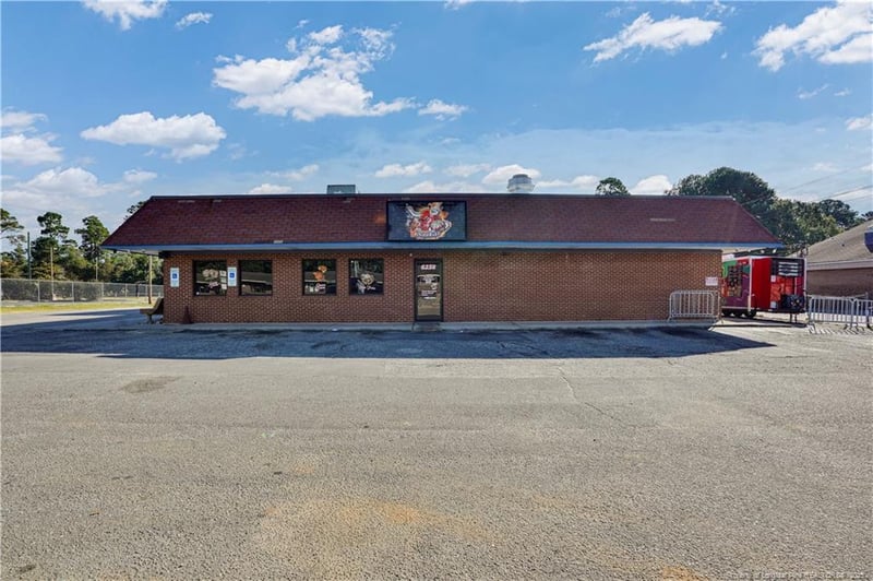 6238 Yadkin Rd, Fayetteville, NC 28303