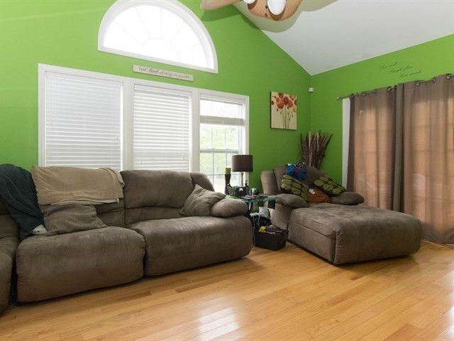 624 Cedar Creek Dr, Wendell, NC 27591