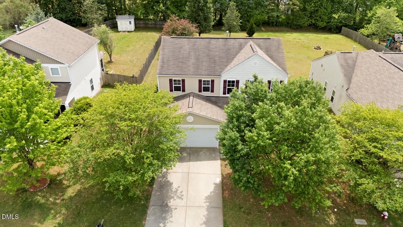 624 Collington Dr, Mebane, NC 27302