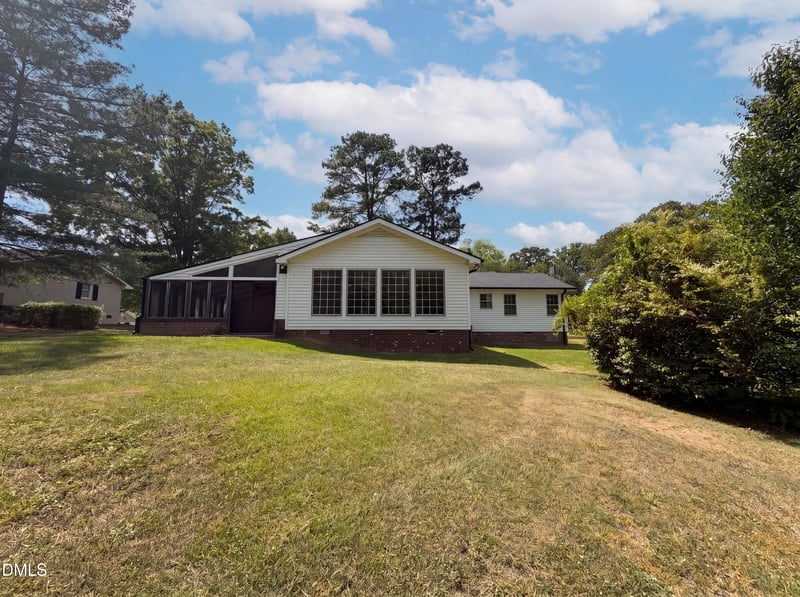 624 Green Willow Cir, Wendell, NC 27591