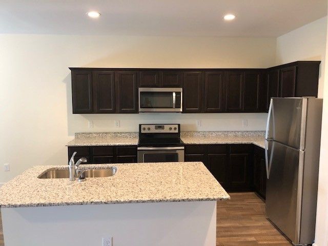 624 Kenyon Spring Dr #108, Zebulon, NC 27597