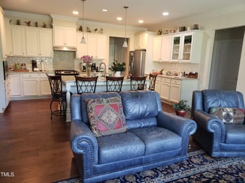 624 Meadowgrass Ln, Wake Forest, NC 27587