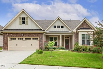 624 Meadowgrass Ln, Wake Forest, NC 27587