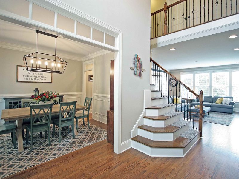 624 Peach Orchard Pl, Cary, NC 27519