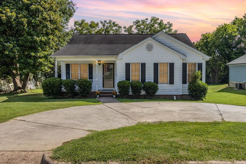 624 E Pine Ave, Wake Forest, NC 27587
