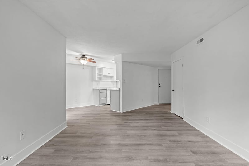 624 Pine Ridge Pl, Raleigh, NC 27609