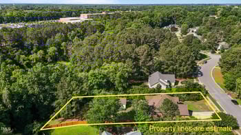 624 Powhatan Dr, Fuquay Varina, NC 27526