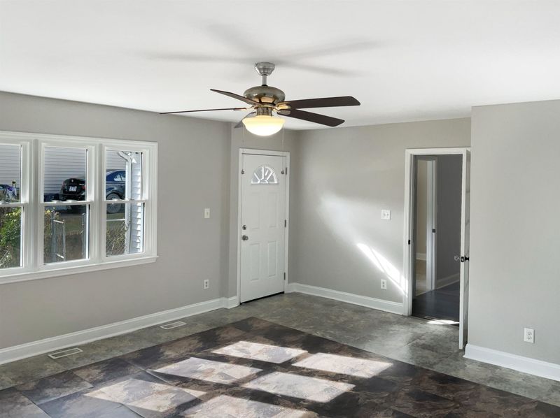 624 Rippling Stream Rd, Durham, NC 27704