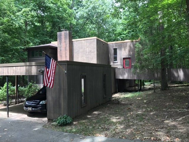 624 Sugarberry Rd, Chapel Hill, NC 27514