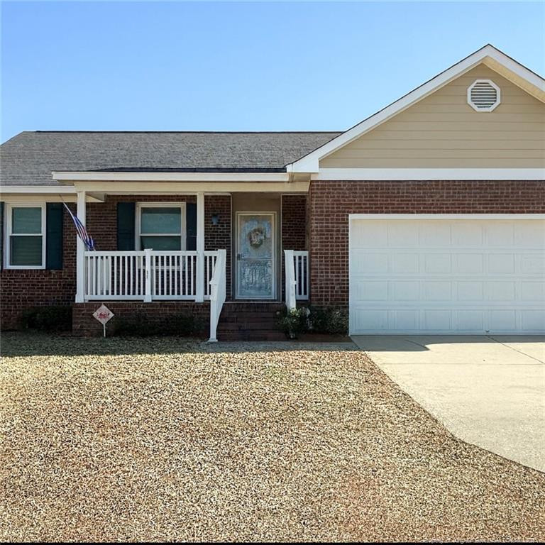 6240 Waldos Beach Rd, Fayetteville, NC 28306