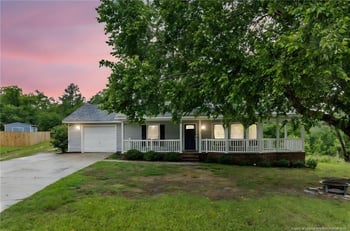 6241 Hedingham Dr, Hope Mills, NC 28348