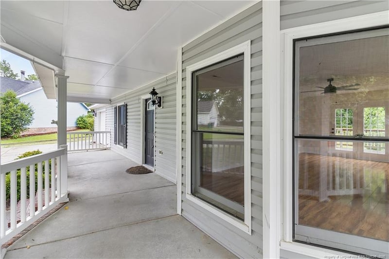 6241 Hedingham Dr, Hope Mills, NC 28348