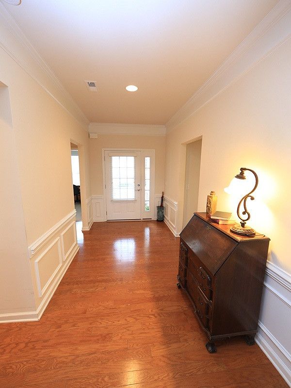 625 Bloomsbury Pl, Cary, NC 27519