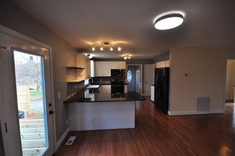 625 Latimer St, Hillsborough, NC 27278