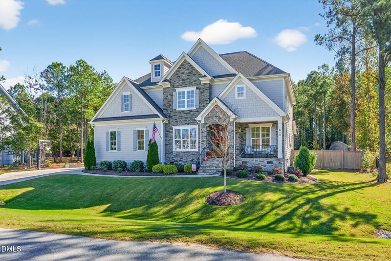 625 Meyers Place Ln, Holly Springs, NC 27540