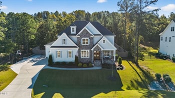 625 Meyers Place Ln, Holly Springs, NC 27540