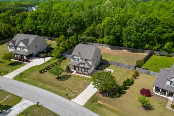 625 Spruce Meadows Ln, Willow Springs, NC 27592