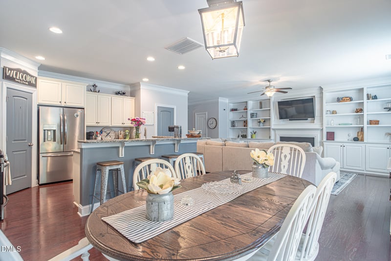 625 Spruce Meadows Ln, Willow Springs, NC 27592