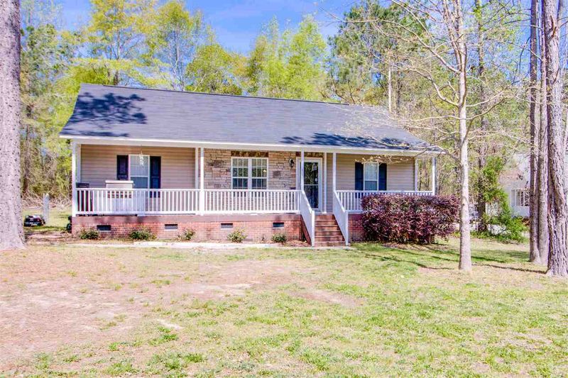 625 Sunray Dr, Clayton, NC 27520