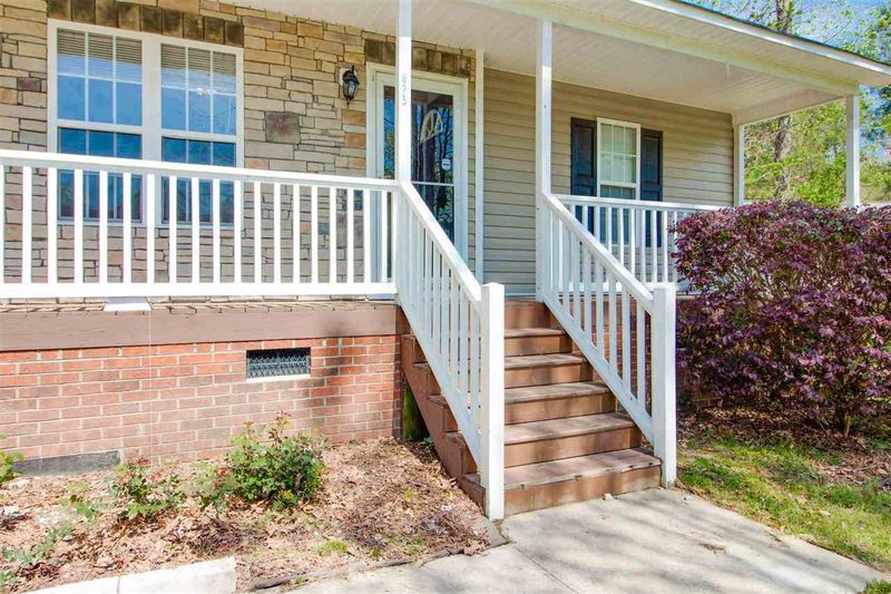 625 Sunray Dr, Clayton, NC 27520