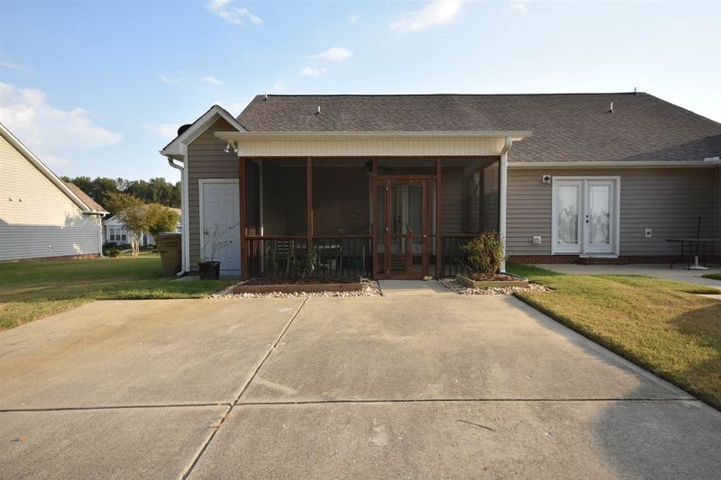 625 Winding Wood Dr, Clayton, NC 27520
